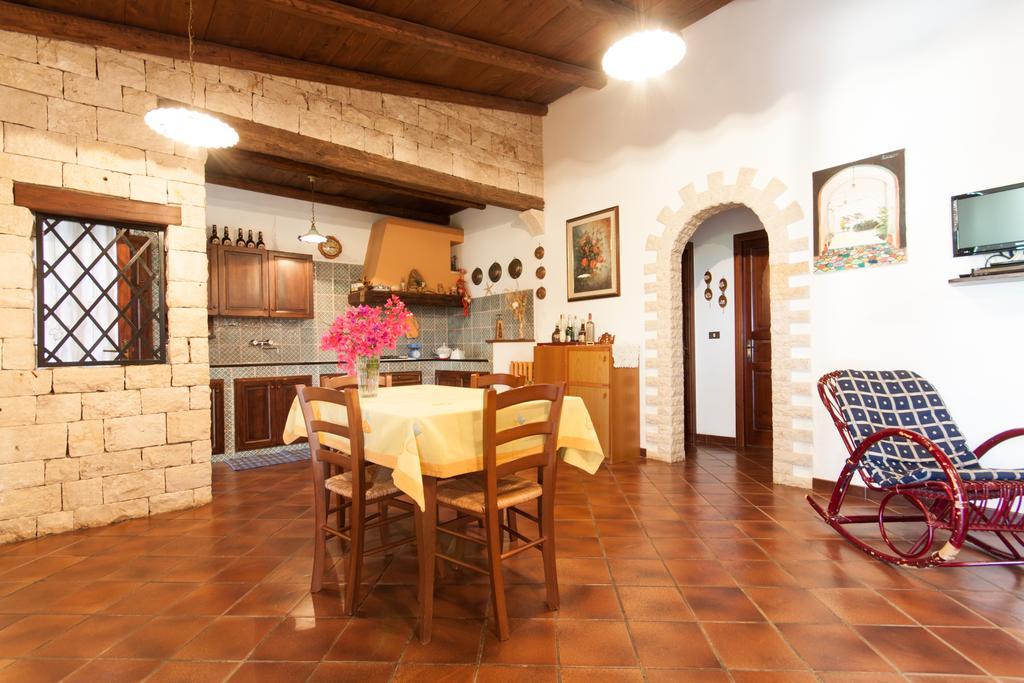 Villa Villino Dei Gabbiani Castellammare del Golfo Habitación foto